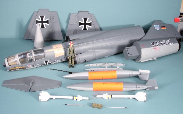 21c_f-104g_parts2.jpg
