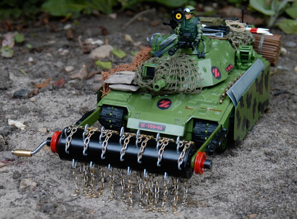 Guardian diorama 07.jpg
