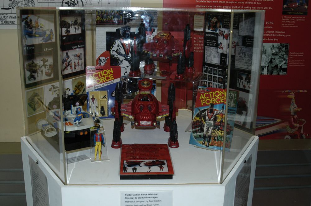 Bob Brechin & Brian Turner (Palitoy) Action Force display 20-08-13 03.jpg