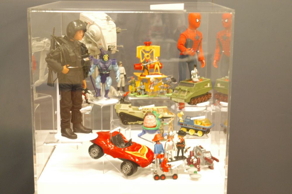 Community Collectors (Classic Toys 02).JPG