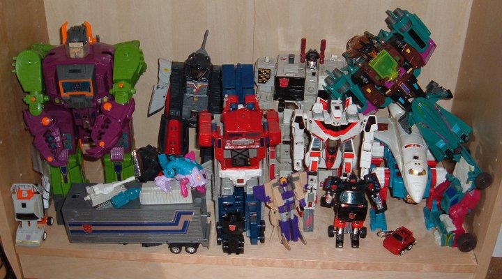 1980s-toy-collection-transformers-display-transformers-collection-12.jpg