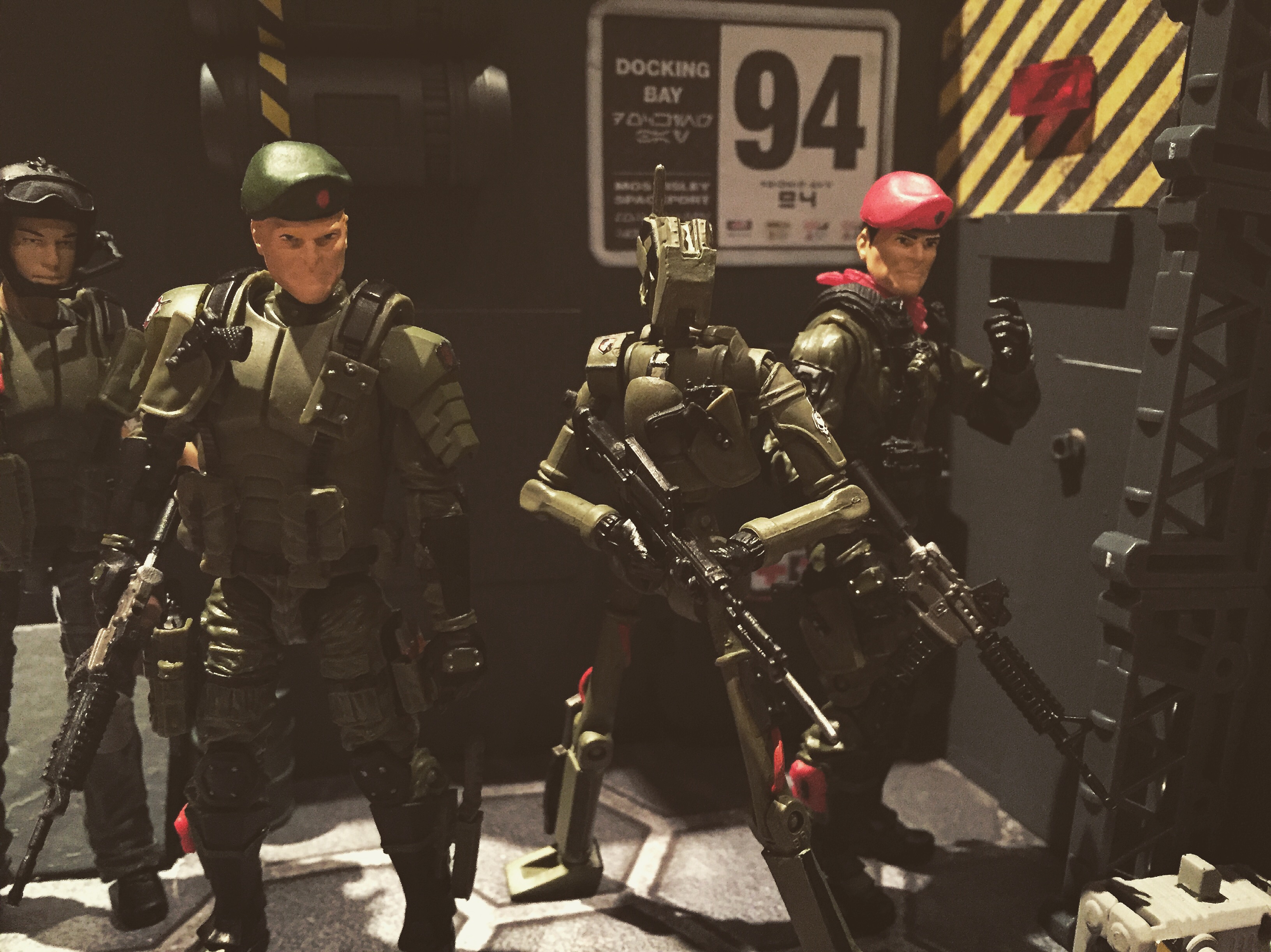 Z-Force PAC RAC (Shaft) - I wanted a more robotic look like Chappie or the bots from Elysium for the modern team