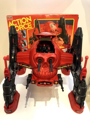 roboskull 3 with box.jpg