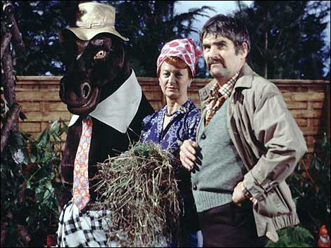 rentaghost__470_12_470x353.jpg