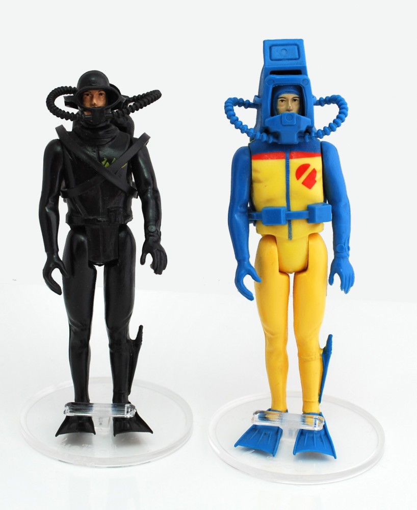 Frogman Stands.jpg