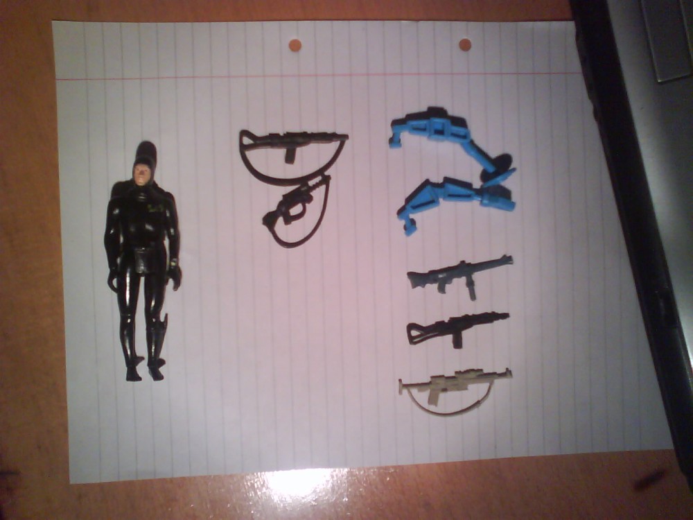 The Black rifles with the collapsable  stock and woith/without slings are almost identical. The blue Rifle looks like it should be slotting into something.<br /> Havent a clue about the claw and mind detector