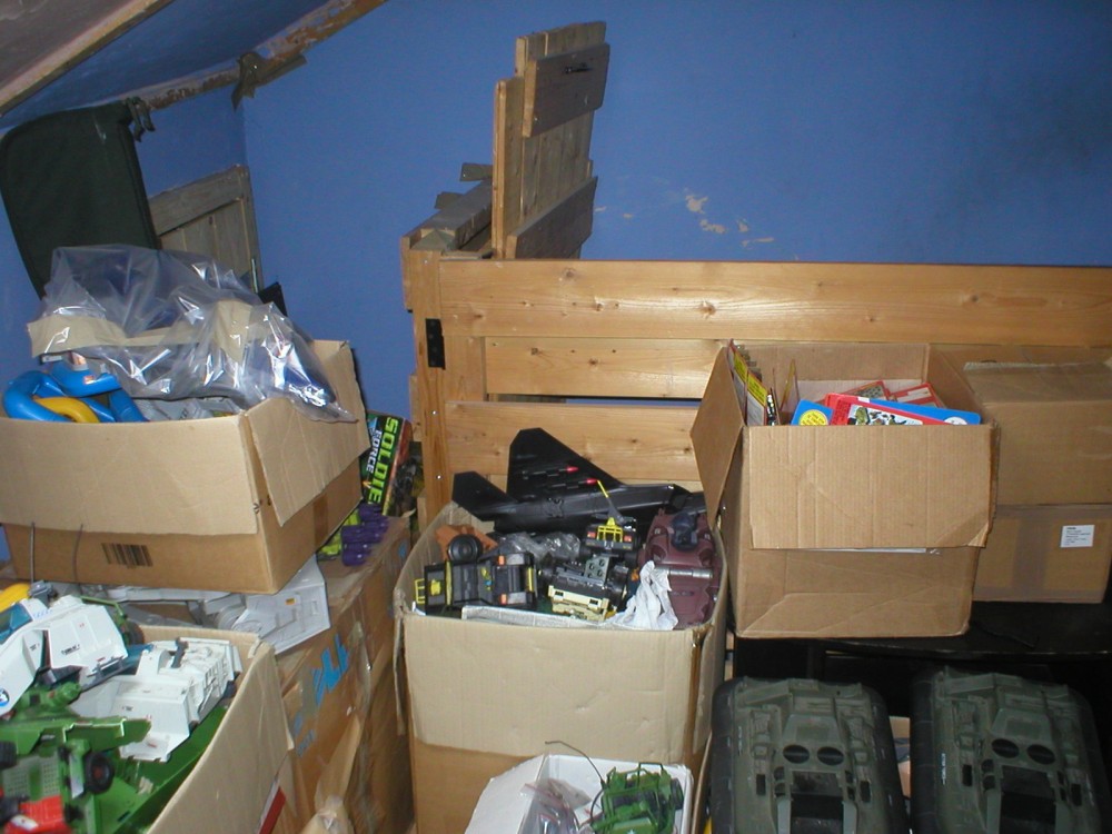 attic updates 003.JPG