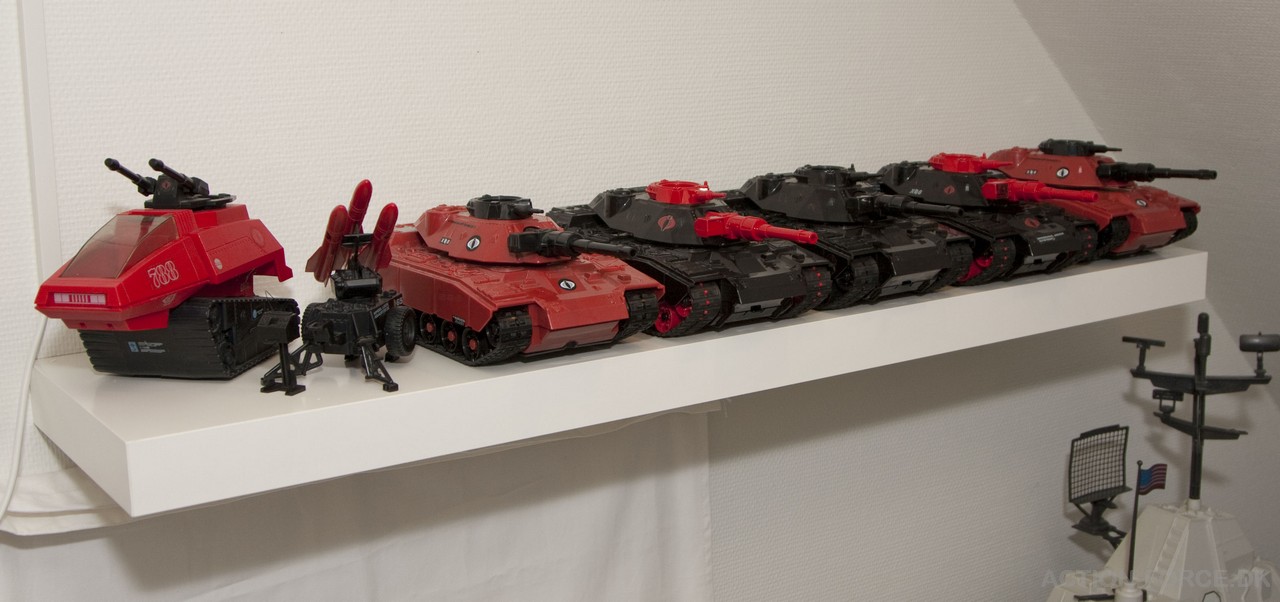 armour_shelf.jpg